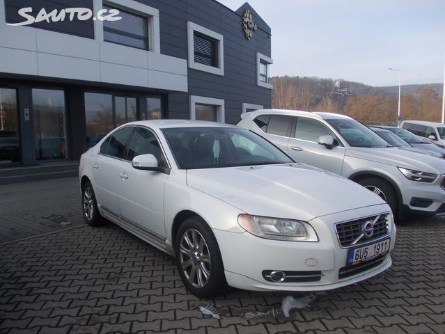 Volvo S80